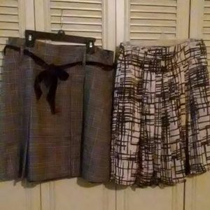 Skirt gray and beige brown printed
